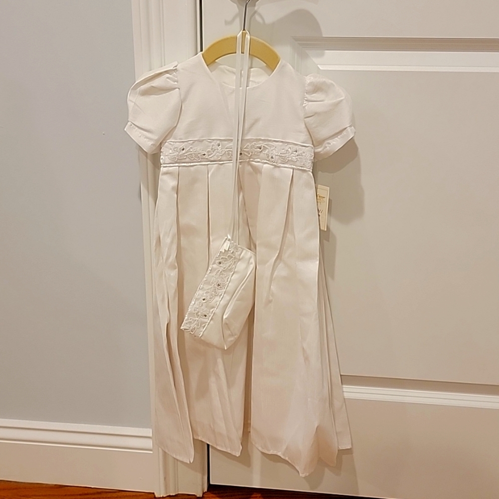 L'Pety Caner Size 6M long Christening gown